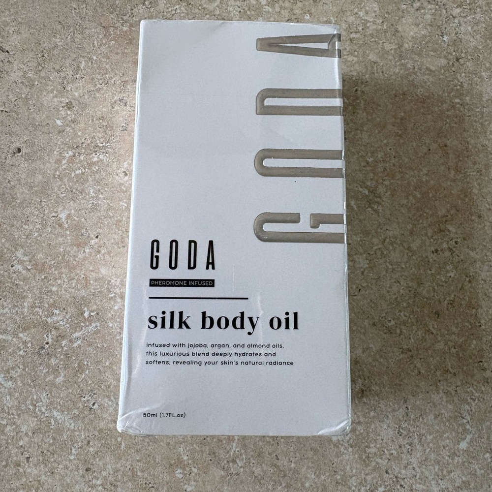GODA Silk Body Oil 1.7fl oz
